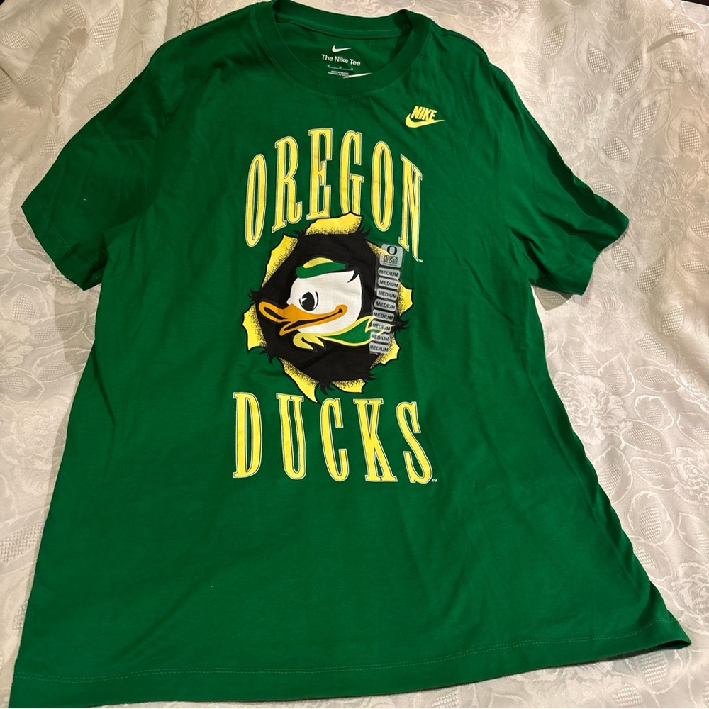 University of Oregon ducks men’s Nike T-shirt, medium green yellow new